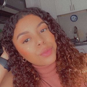 Meet your Posher, Brittney